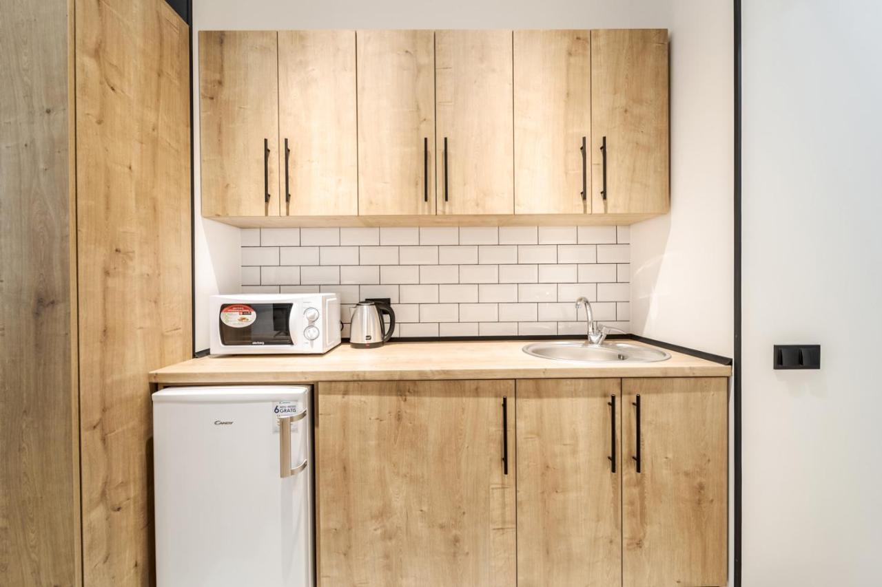 Modern Apartment In The Old City Lemberg Exterior foto