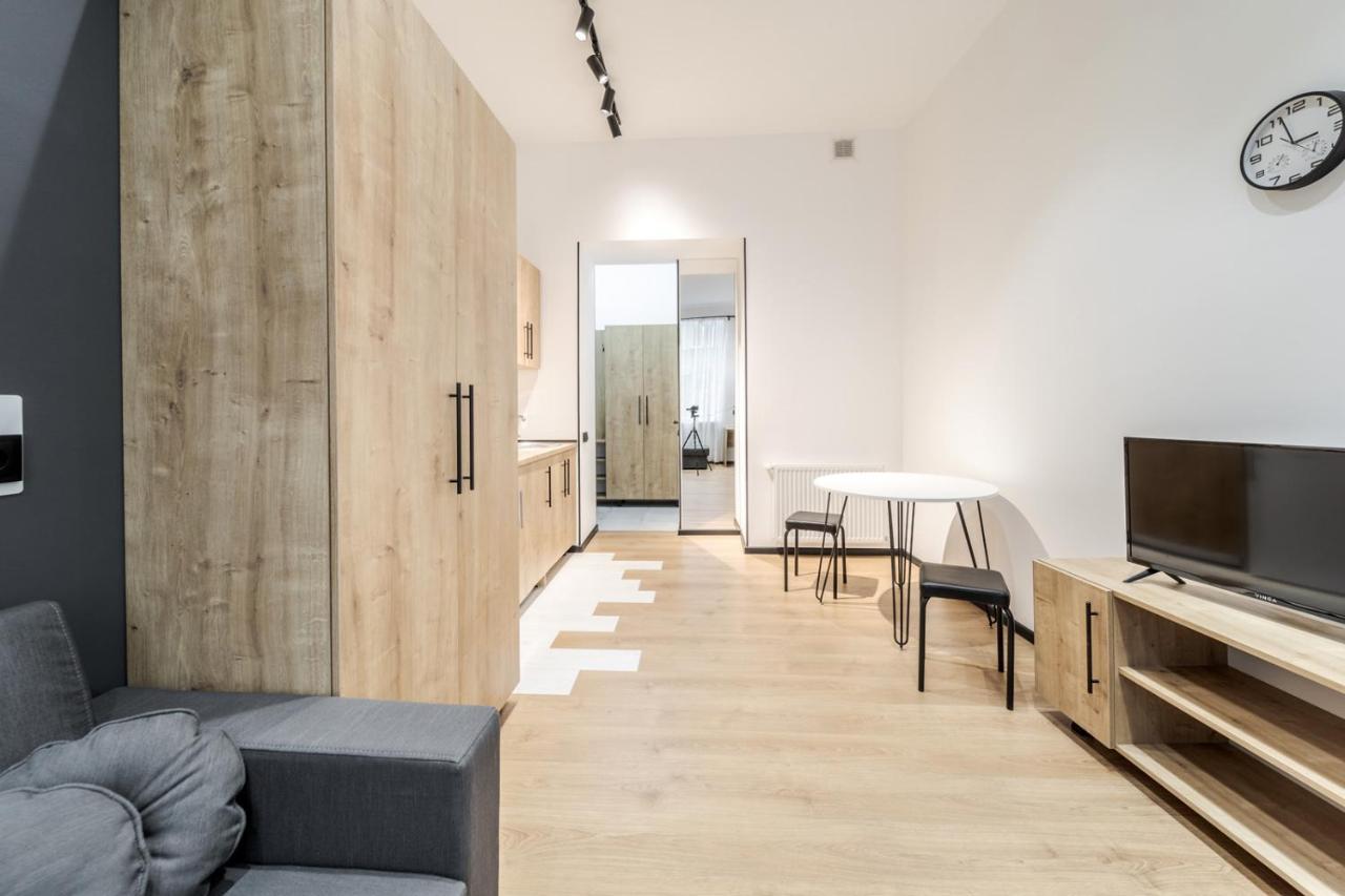Modern Apartment In The Old City Lemberg Exterior foto