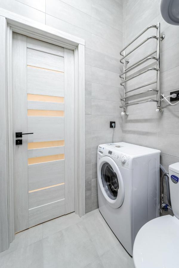 Modern Apartment In The Old City Lemberg Exterior foto